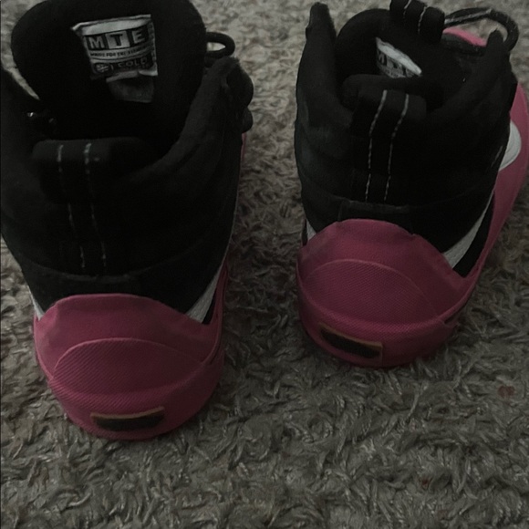 Vans Women's Black and Pink High-Top Sneakers Size 6.5 - Picture 4 of 7